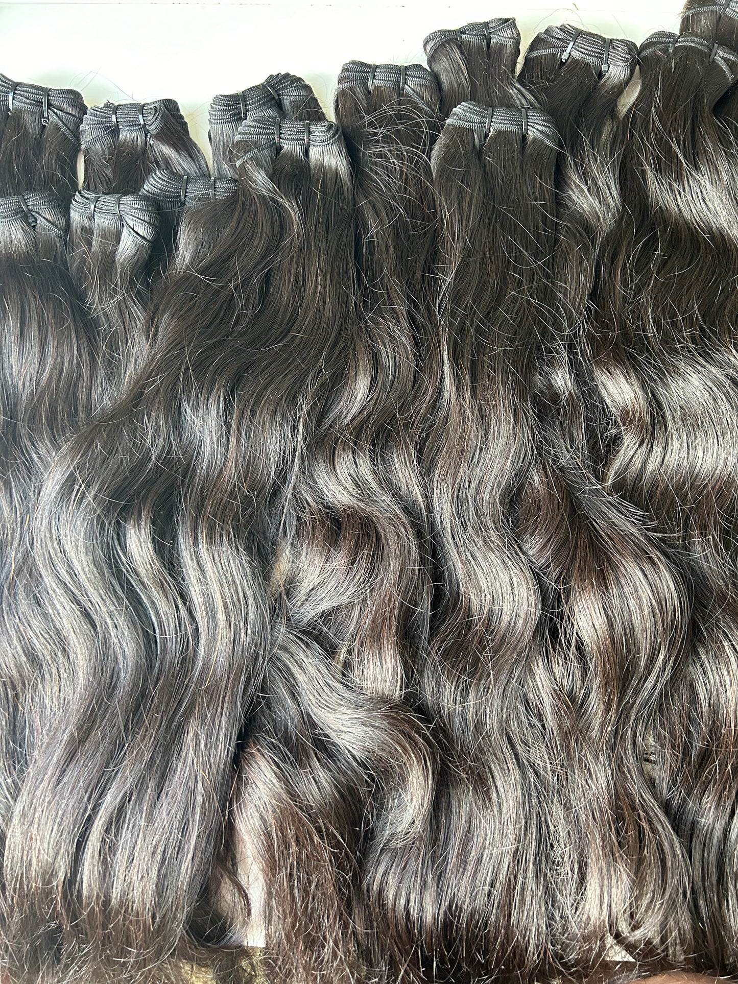 Venetian Wavy Bundles